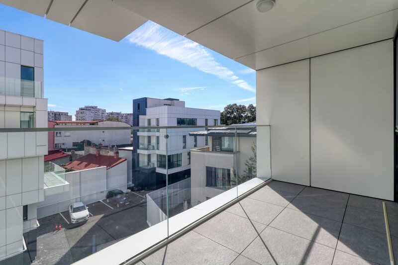 Decebal, apartament de 3 camere premium, garaj, prima inchiriere.