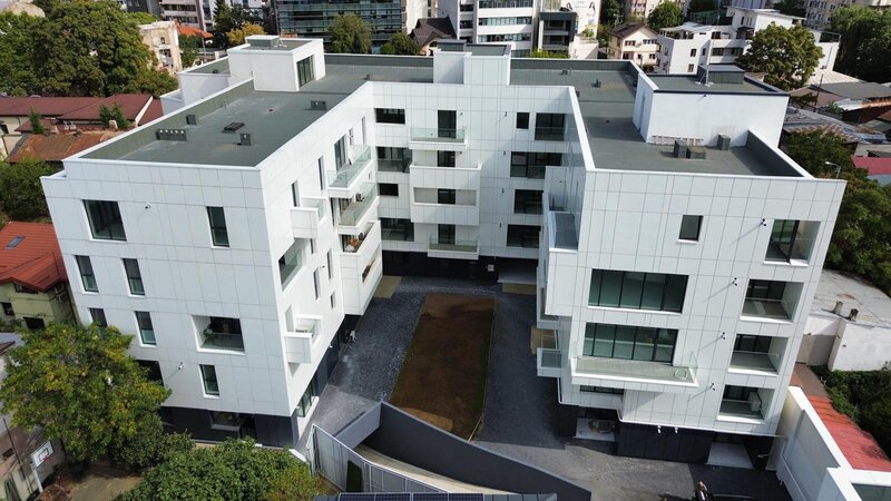 Decebal, apartament de 3 camere premium, garaj, prima inchiriere.